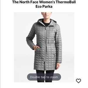 North Face Women’s Thermoball Parka - Medium